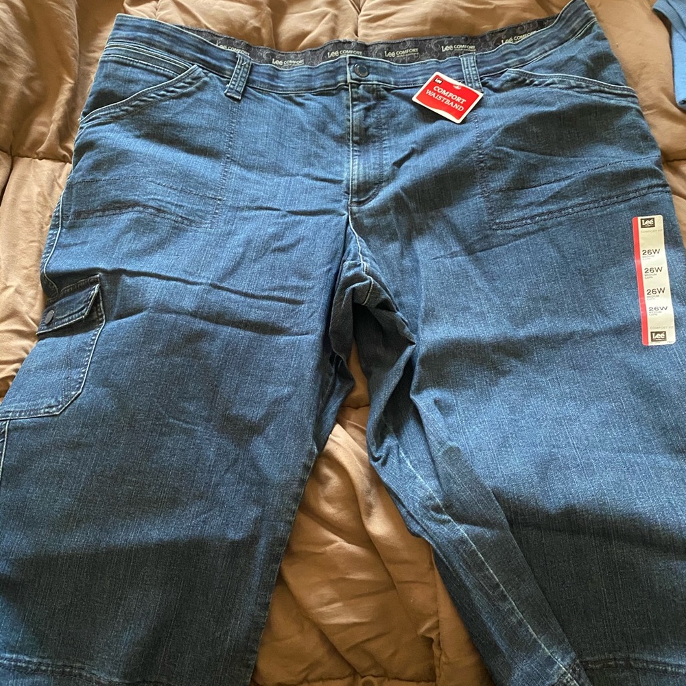 Jean cargo Capri shorts size 26W